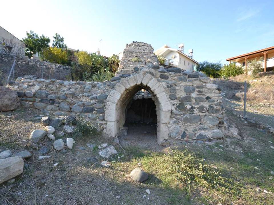 Neromilos