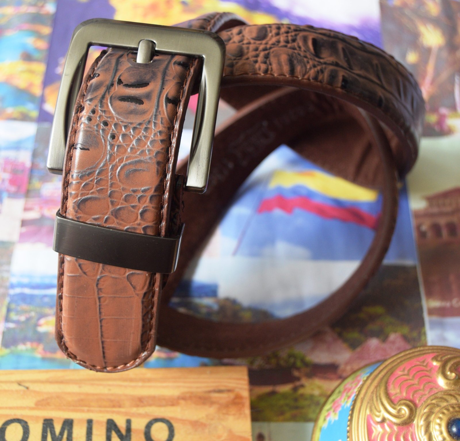 Colombia is known for its high quality Leather produce. This is a handmade leather belt made in Colombia with the best leather produced in Colombia.