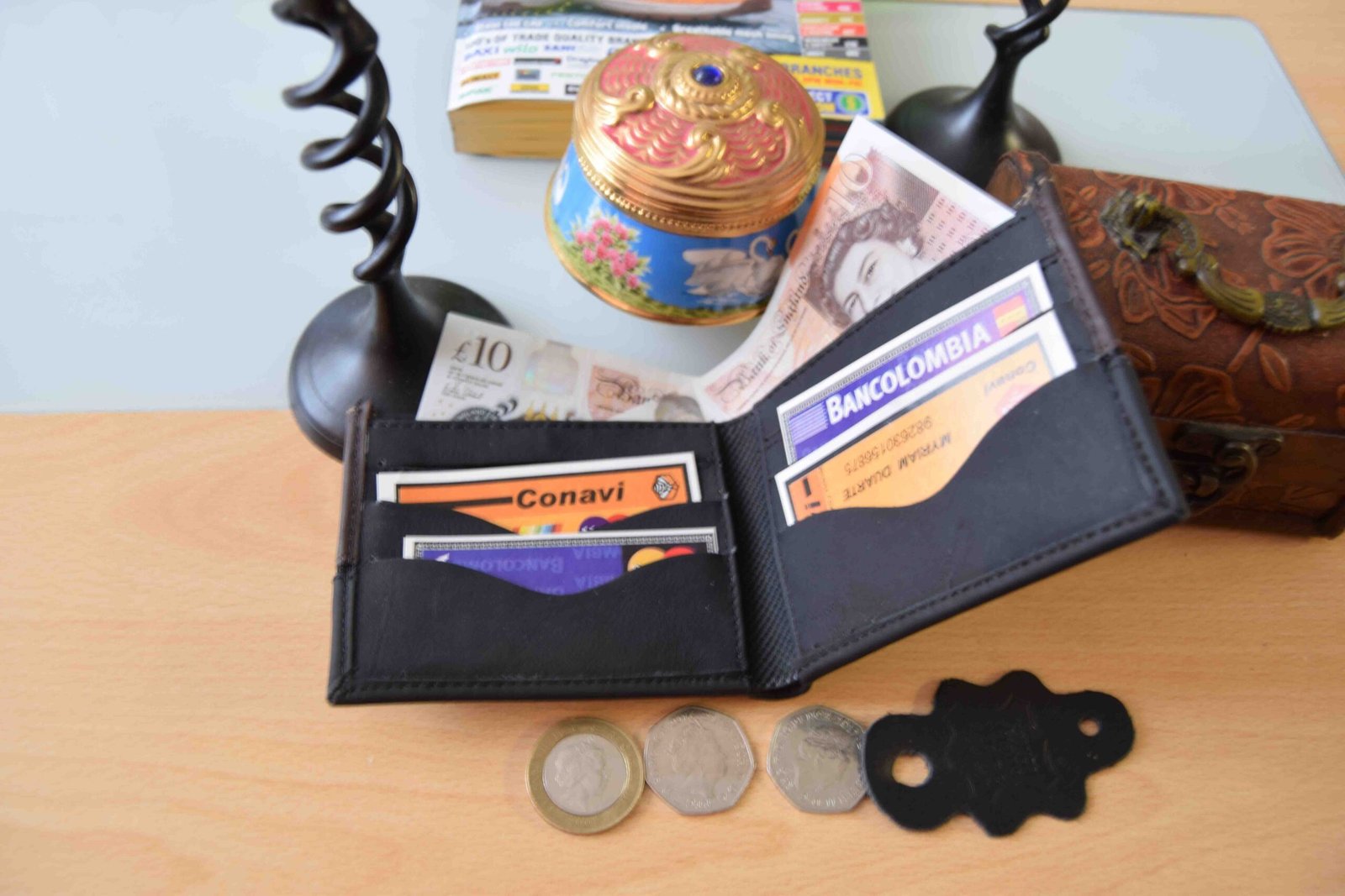 Real High Quality Leather Wallet in Brown and Black